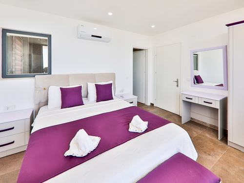  gece  -  Kasım
  | Kalkan Kördere Muhafazakar Villa (6 Kişilik, Korunaklı Havuz, Deniz Manzaralı)